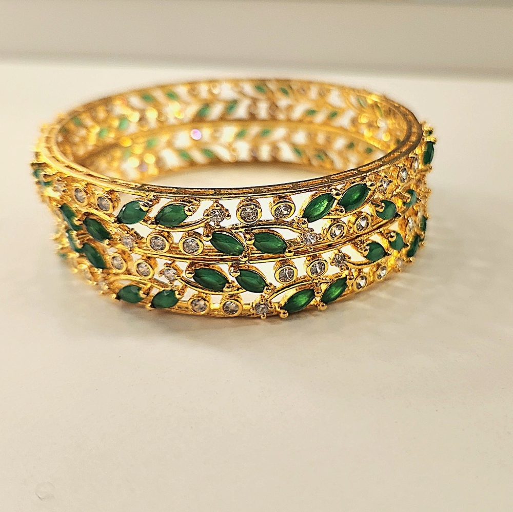 Bohemian Gold and Emerald Bangle Bracelet